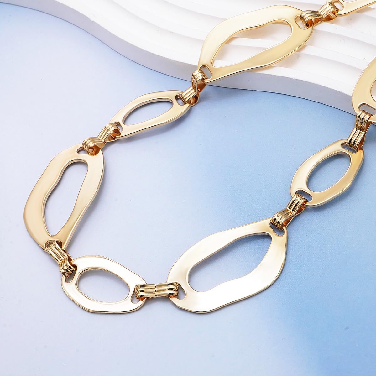 Suyi Women's Chunky Curb Chain Waist Belt